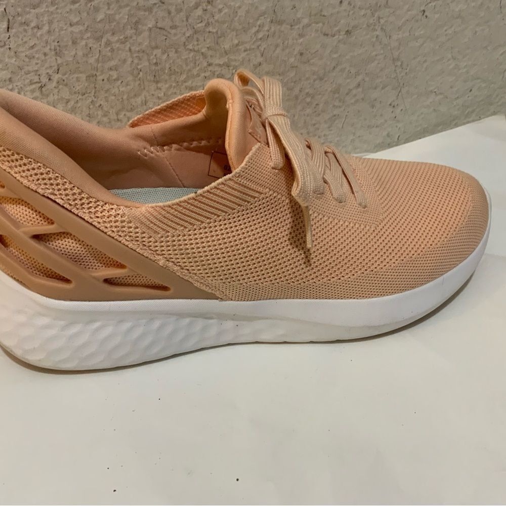 Kizik Athens Peaches N' Cream Pink Standard Hands-Free Shoes Womens 9.5 Men’s 8 - Picture 2 of 9